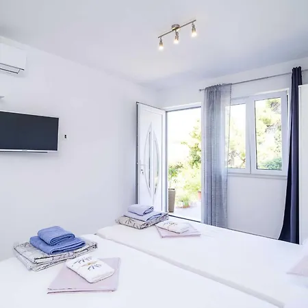 Green Garden - Studio With Terrace 1 Dubrovnik